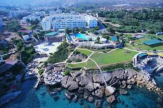 Jasmine Court & Casino Hotel 5*