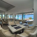 Ξενοδοχείο Jasmine Court & Casino 5*