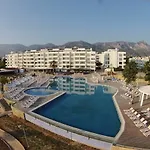 Otel Jasmine Court & Casino 5*
