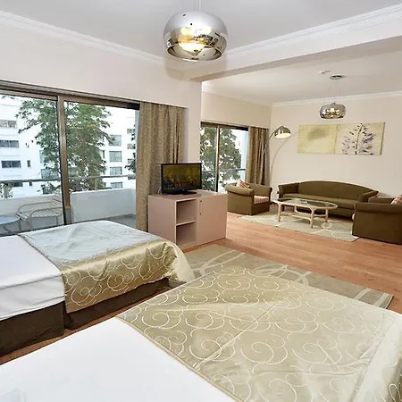Jasmine Court & Hotel