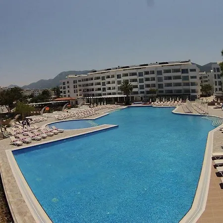 Jasmine Court & Hotel 4*
