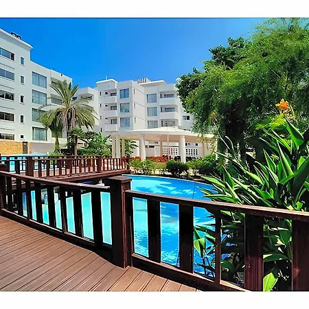Jasmine Court & מלון 4*