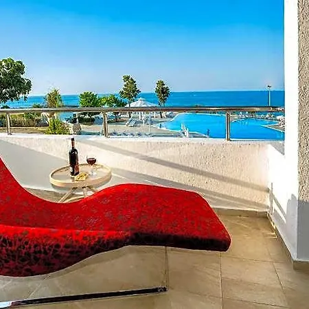 Hotel Jasmine Court & Kyrenia (Northern Cyprus)