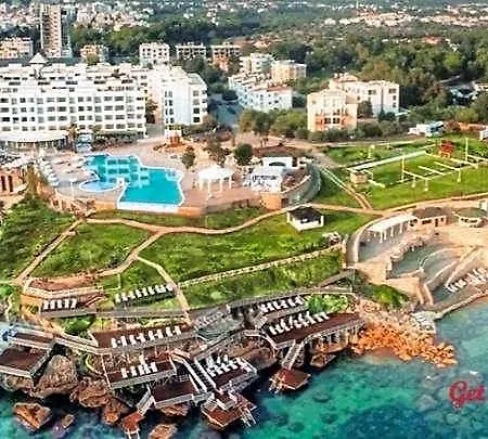 Jasmine Court & Hotel Kyrenia (Northern Cyprus)