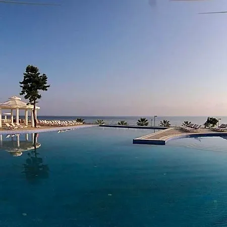 Hotel Jasmine Court & Kyrenia (Northern Cyprus)
