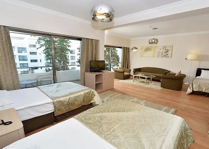 Jasmine Court & Casino Hotel