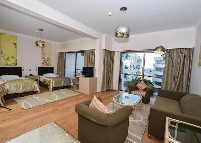 Hotel Jasmine Court & Casino