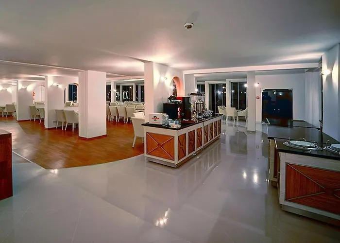 Hotel Jasmine Court & Casino 5*