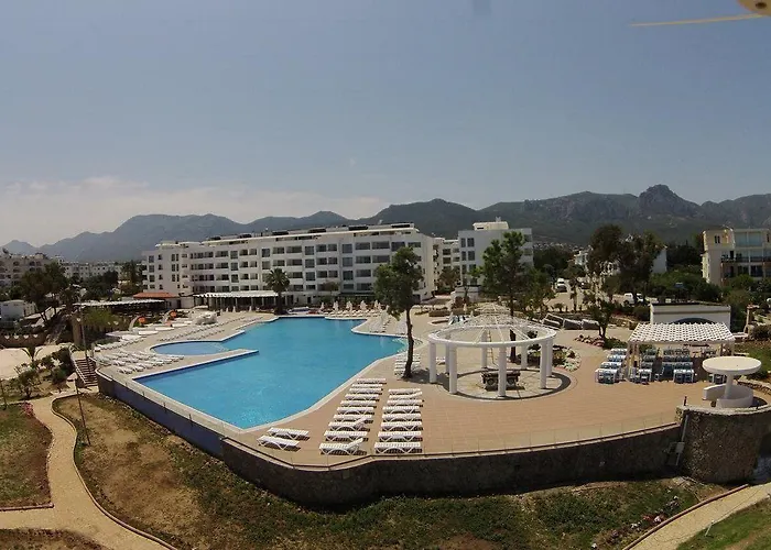 Hotel Jasmine Court & Casino 5*