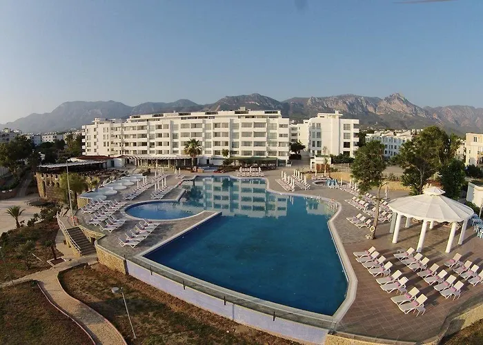 Hotel Jasmine Court & Casino 5*