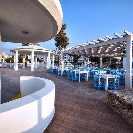 Jasmine Court & Casino Hotel Kirenia